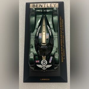 Ixo B 1/43 - 2001 Bentley EXP Speed 8 N°8 Le Mans